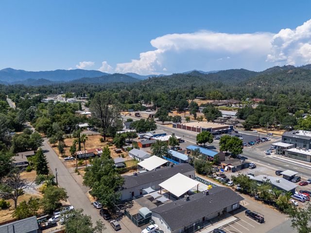 1706 Stanton Drive, Shasta Lake, CA 96019