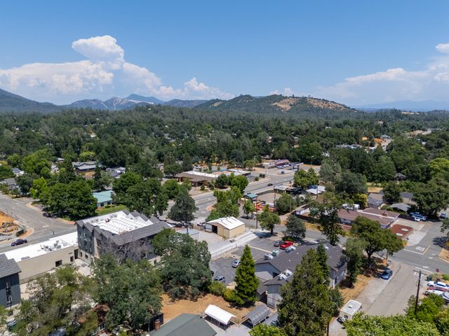 1706 Stanton Drive, Shasta Lake, CA 96019