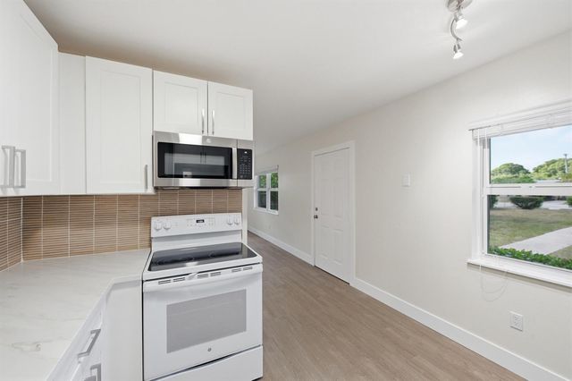 353 Wickline Boulevard, Lantana, FL 33462