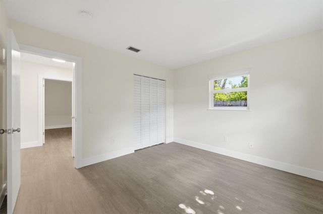 353 Wickline Boulevard, Lantana, FL 33462