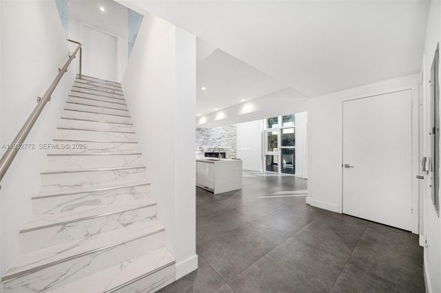 455 NE 39th Street 202, Miami, FL 33137