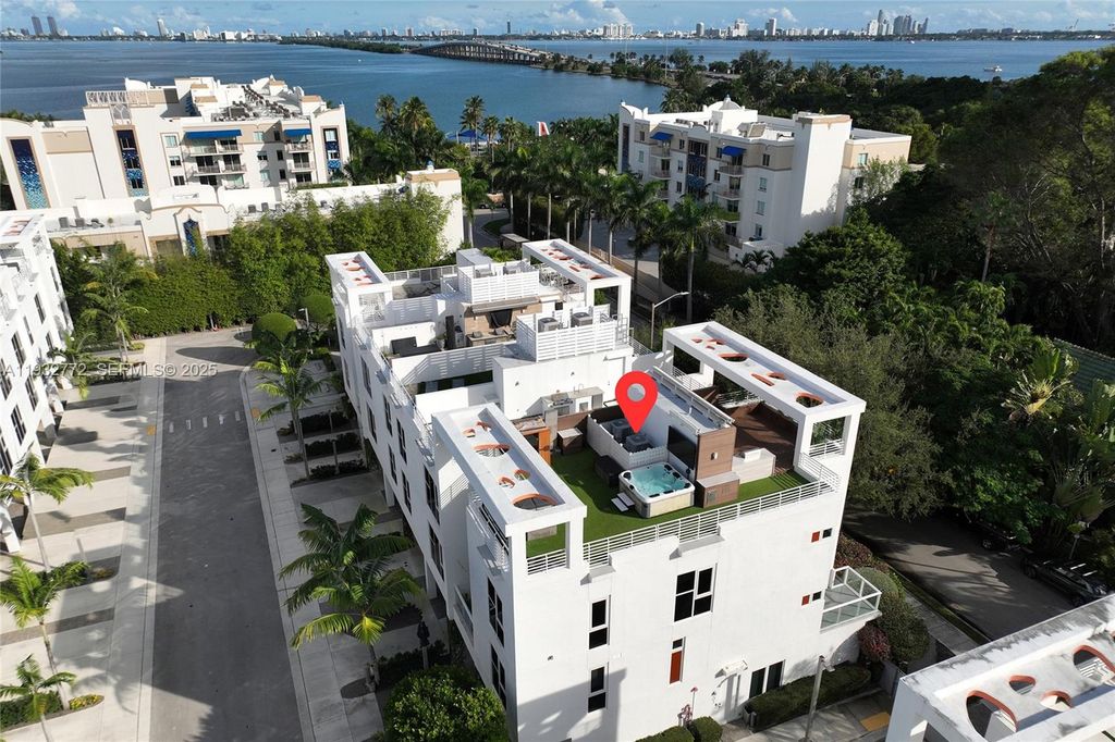 455 NE 39th Street 202, Miami, FL 33137