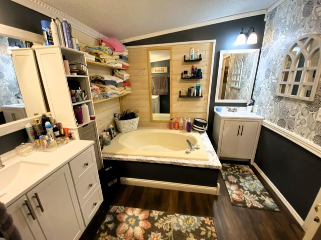2296 Highway 3443, Annville, KY 40402