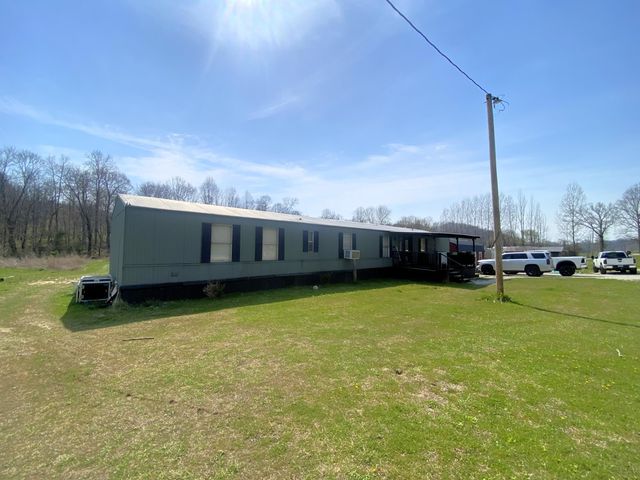 2296 Highway 3443, Annville, KY 40402
