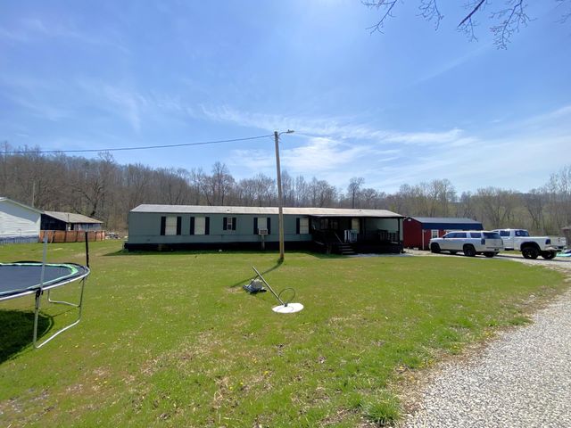 2296 Highway 3443, Annville, KY 40402