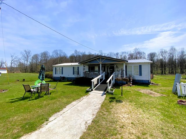 2296 Highway 3443, Annville, KY 40402