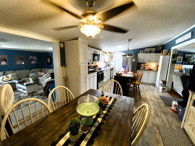 2296 Highway 3443, Annville, KY 40402