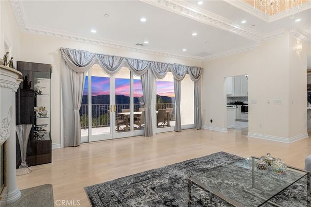 3426 Ayars Canyon, Glendale, CA 91208
