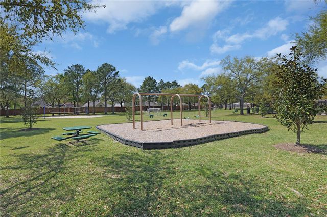 18015 Redbud Terrace Lane, Cypress, TX 77433