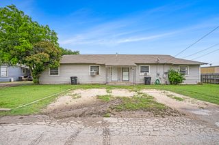 1708 Redwood Drive 1706, Cleburne, TX 76033