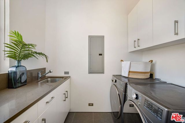 49 Brooks Avenue, Venice, CA 90291