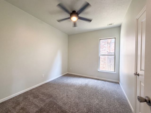 100 Trenton Ln, Hendersonville, TN 37075
