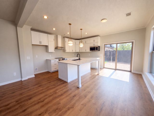 100 Trenton Ln, Hendersonville, TN 37075