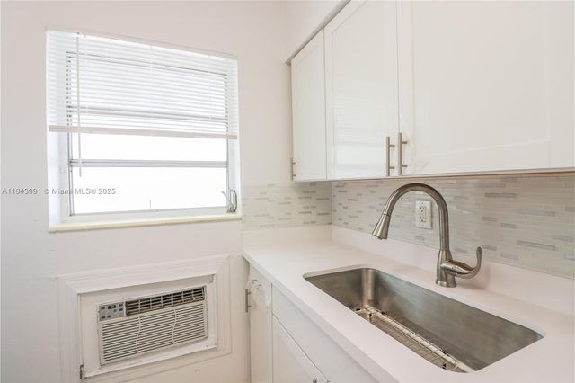 1727 Fletcher St E1, Hollywood, FL 33020