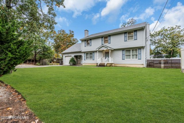 1757 Whitcomb Road, Forked River, NJ 08731