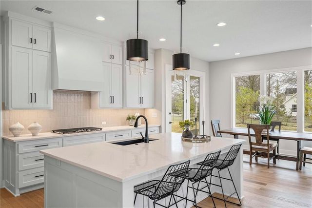 12305 W 184 Street, Overland Park, KS 66013