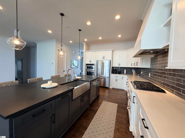 9 Azalea Spring Court, Greenville, SC 29615