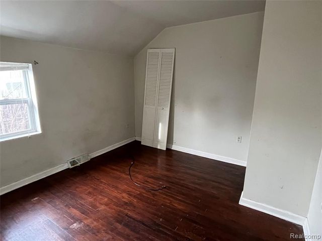 5805 Swan Creek Road, Saginaw, MI 48609