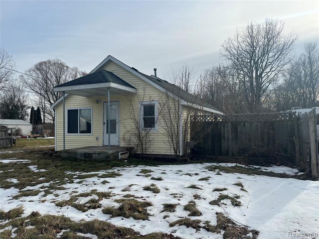 5805 Swan Creek Road, Saginaw, MI 48609