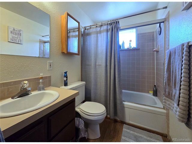 1530 Atwood St, Longmont, CO 80501