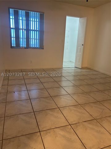 1401 SW 134th Way 109C, Pembroke Pines, FL 33027