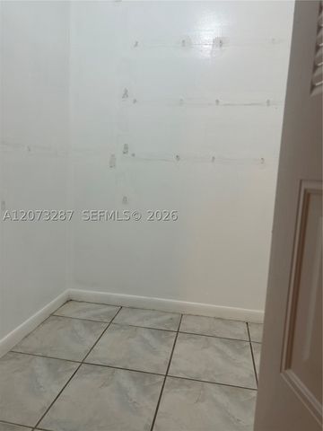 1401 SW 134th Way 109C, Pembroke Pines, FL 33027