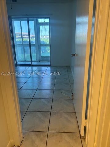 1401 SW 134th Way 109C, Pembroke Pines, FL 33027