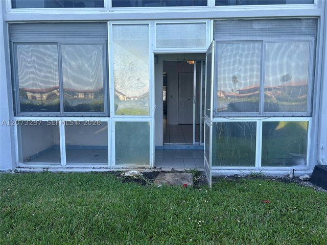 1401 SW 134th Way 109C, Pembroke Pines, FL 33027