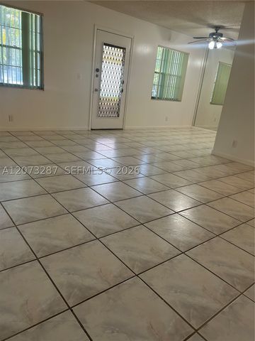 1401 SW 134th Way 109C, Pembroke Pines, FL 33027