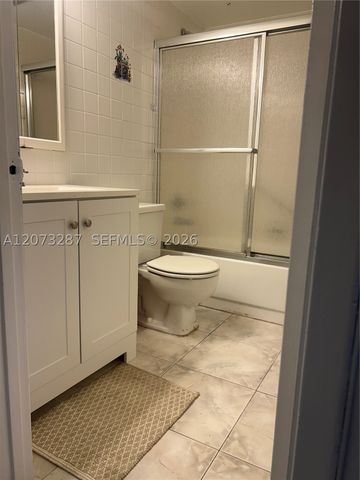 1401 SW 134th Way 109C, Pembroke Pines, FL 33027