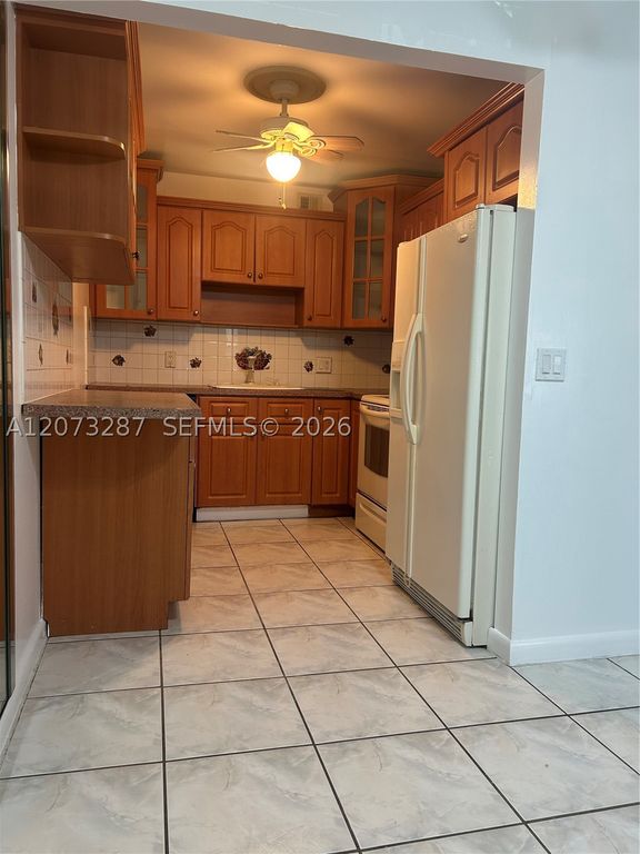 1401 SW 134th Way 109C, Pembroke Pines, FL 33027