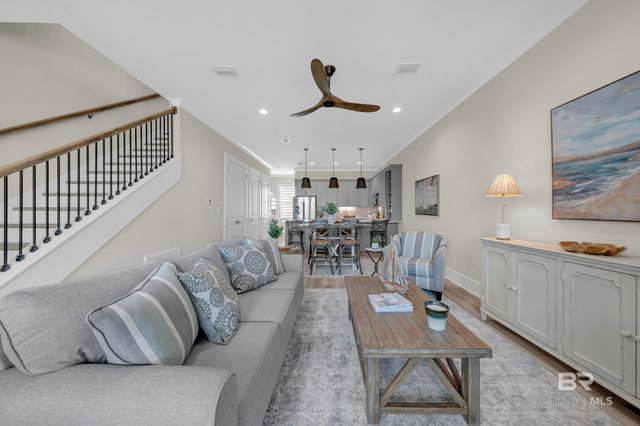 951 W Lagoon Avenue D, Gulf Shores, AL 36542