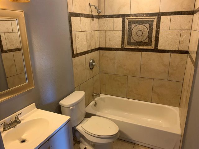 26846 Coach Light Lane, New Caney, TX 77357