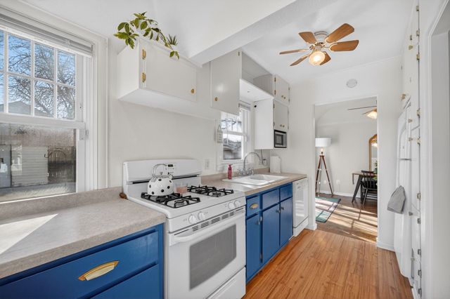 3109 E 9th Street, Des Moines, IA 50316