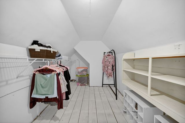 3109 E 9th Street, Des Moines, IA 50316