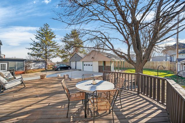 3109 E 9th Street, Des Moines, IA 50316