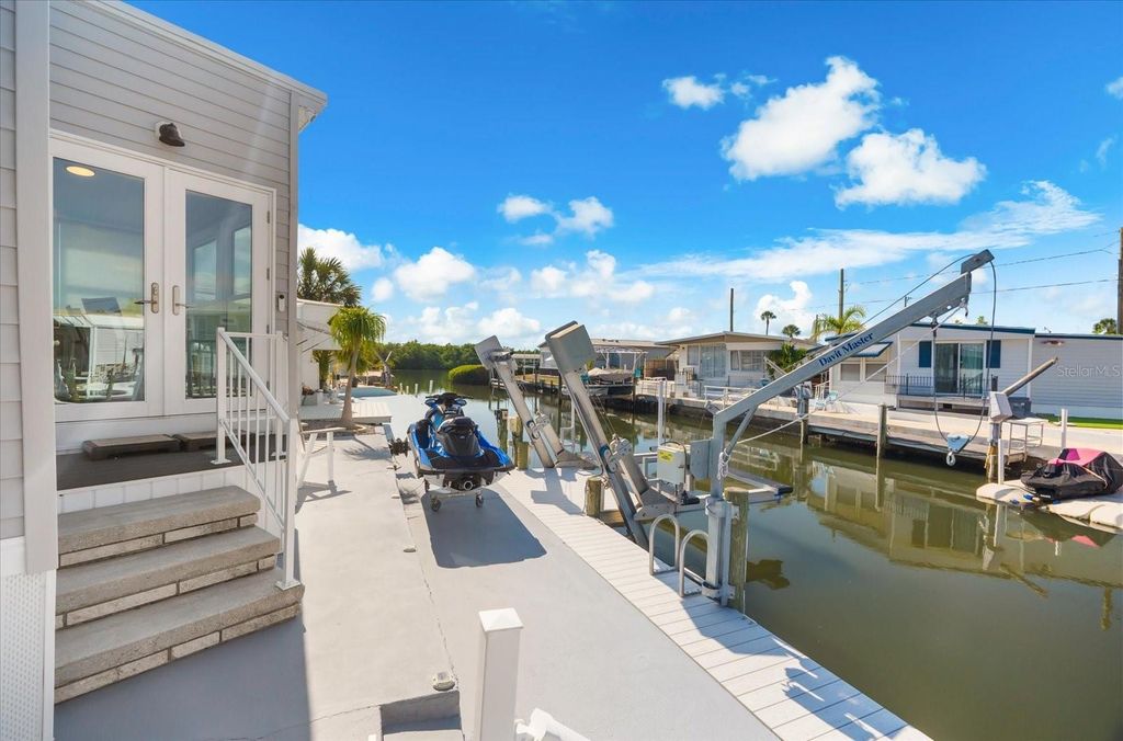 6922 E BAYOU LANE, BRADENTON, FL 34207 — photo 3
