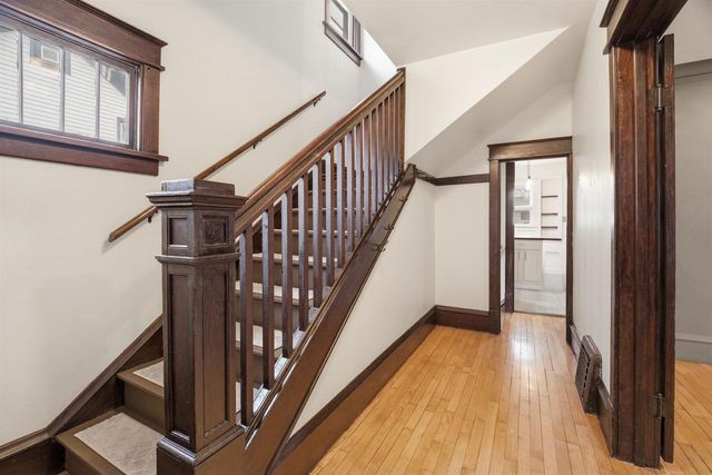 727 1ST STREET, Menasha, WI 54952