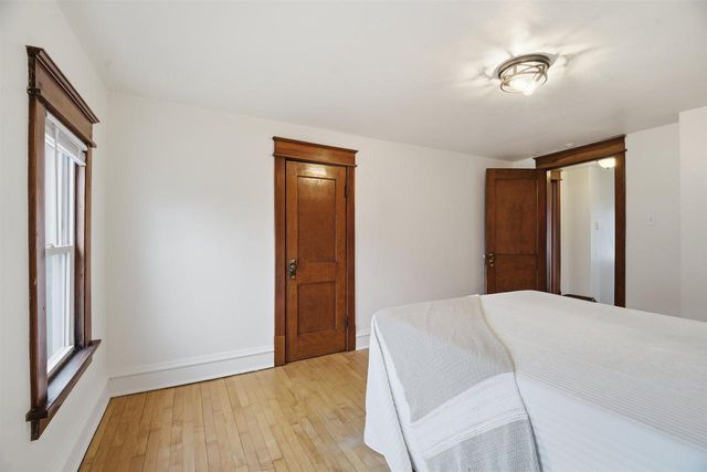 727 1ST STREET, Menasha, WI 54952