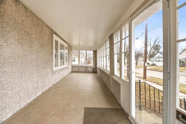 727 1ST STREET, Menasha, WI 54952