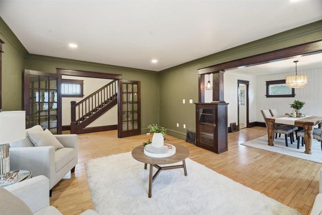 727 1ST STREET, Menasha, WI 54952