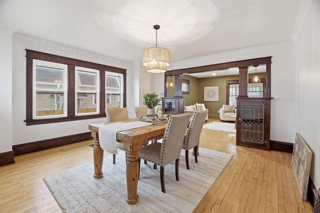 727 1ST STREET, Menasha, WI 54952