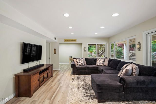 161 Harborview Court, Ventura, CA 93003