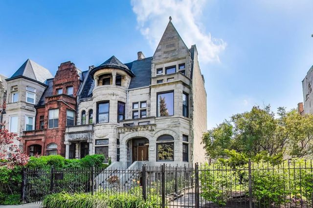 4553 S Ellis Avenue, Chicago, IL 60653