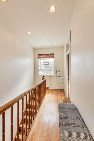 4553 S Ellis Avenue, Chicago, IL 60653