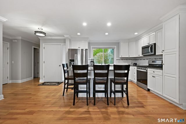 446 Hammerstone Lane B, Stratford, CT 06614