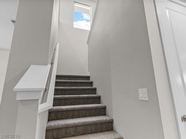 6008 Andezano Drive, Las Vegas, NV 89135