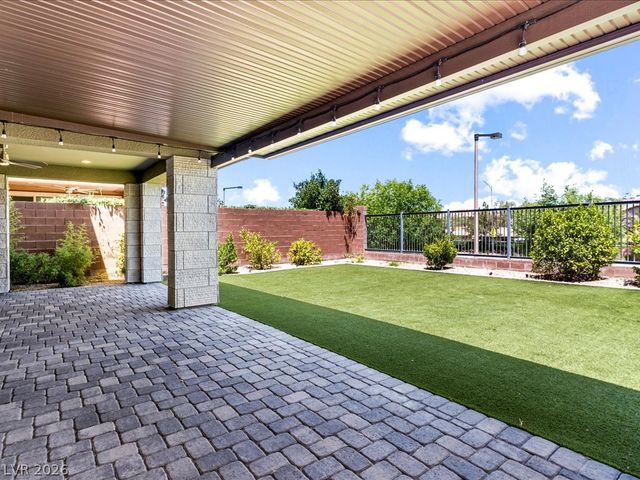 6008 Andezano Drive, Las Vegas, NV 89135