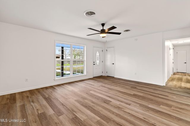 617 Mills Street, Picayune, MS 39466