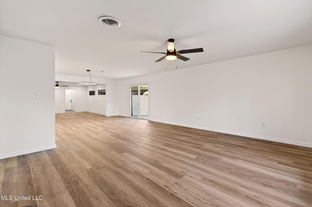 617 Mills Street, Picayune, MS 39466